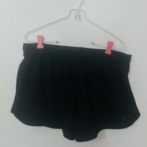 NWOT NIKE SHORTS